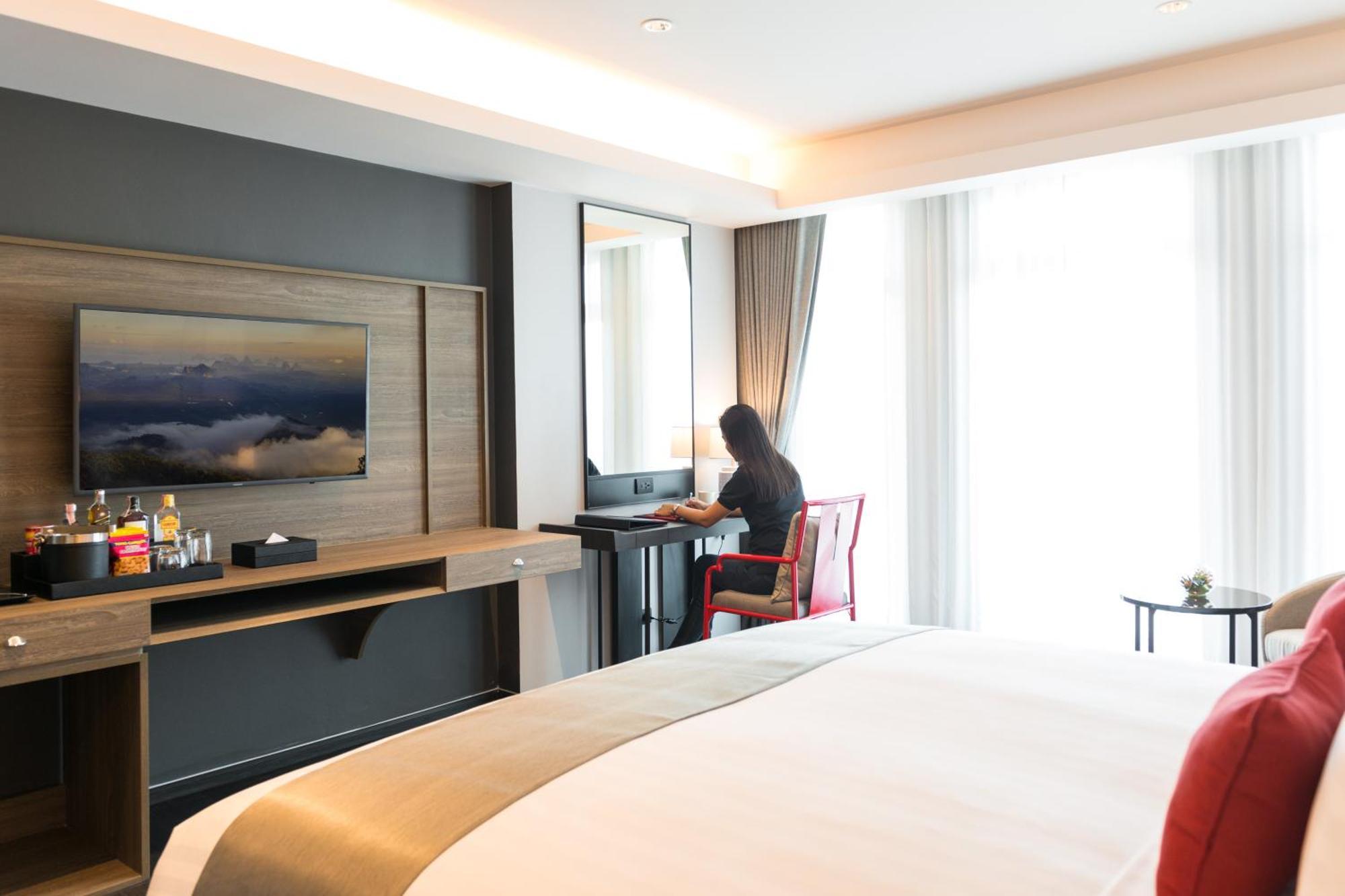 Ramada Plaza By Wyndham Chao Fah Hotel 5*