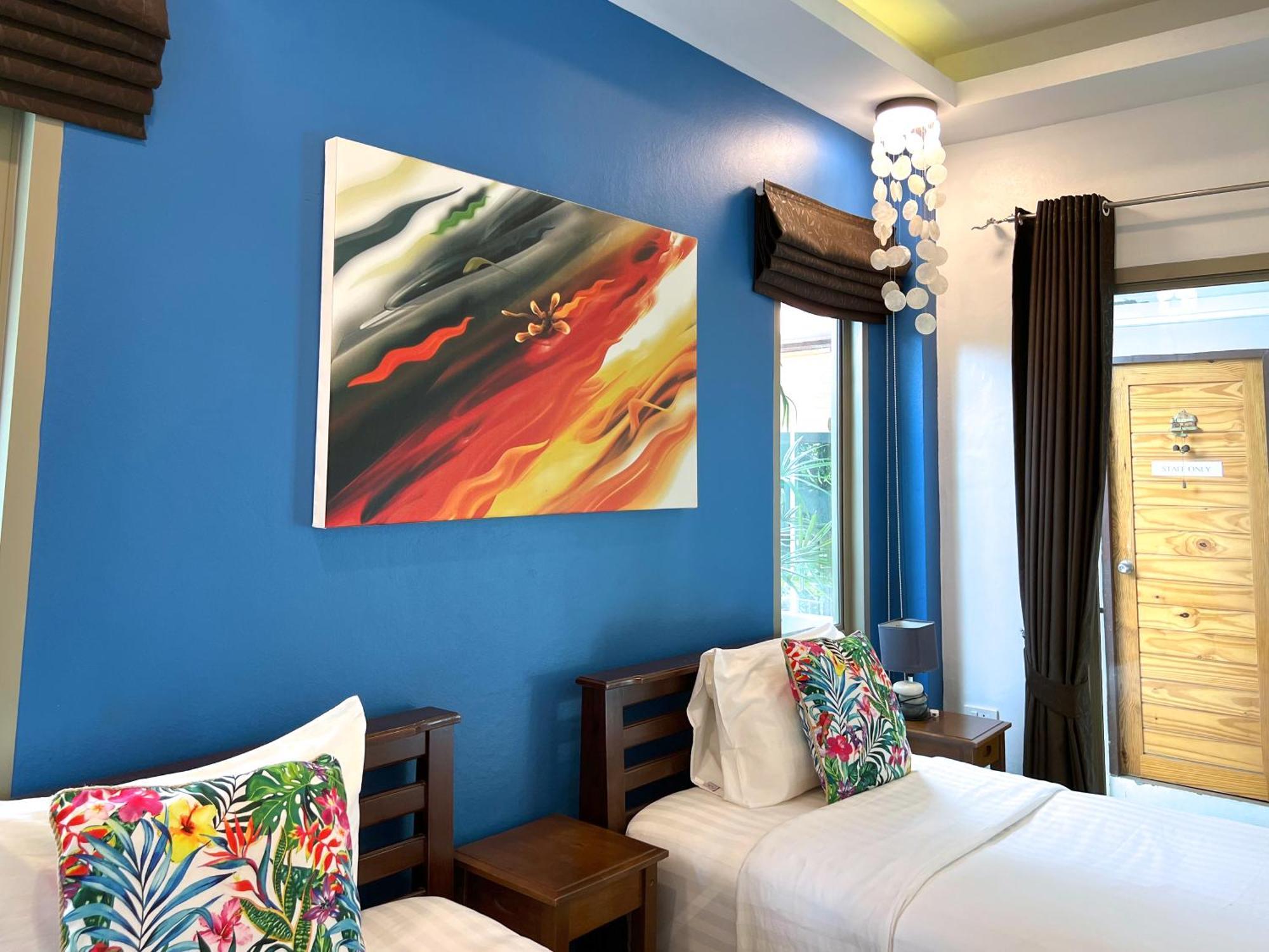 The Snug Airportel - Phuket Airport Nai Yang Beach
