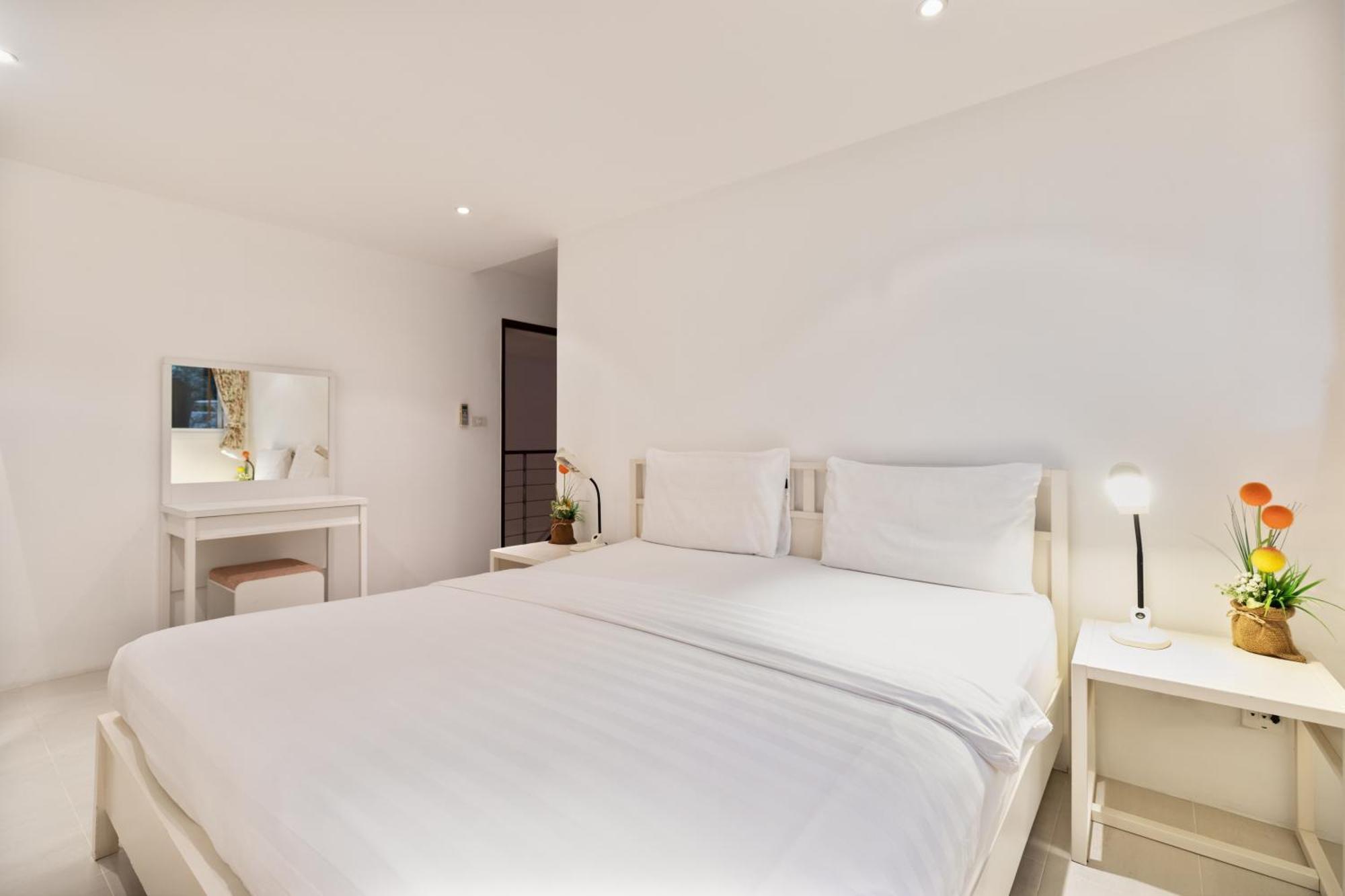 Villa Heights Surin Beach (Phuket)