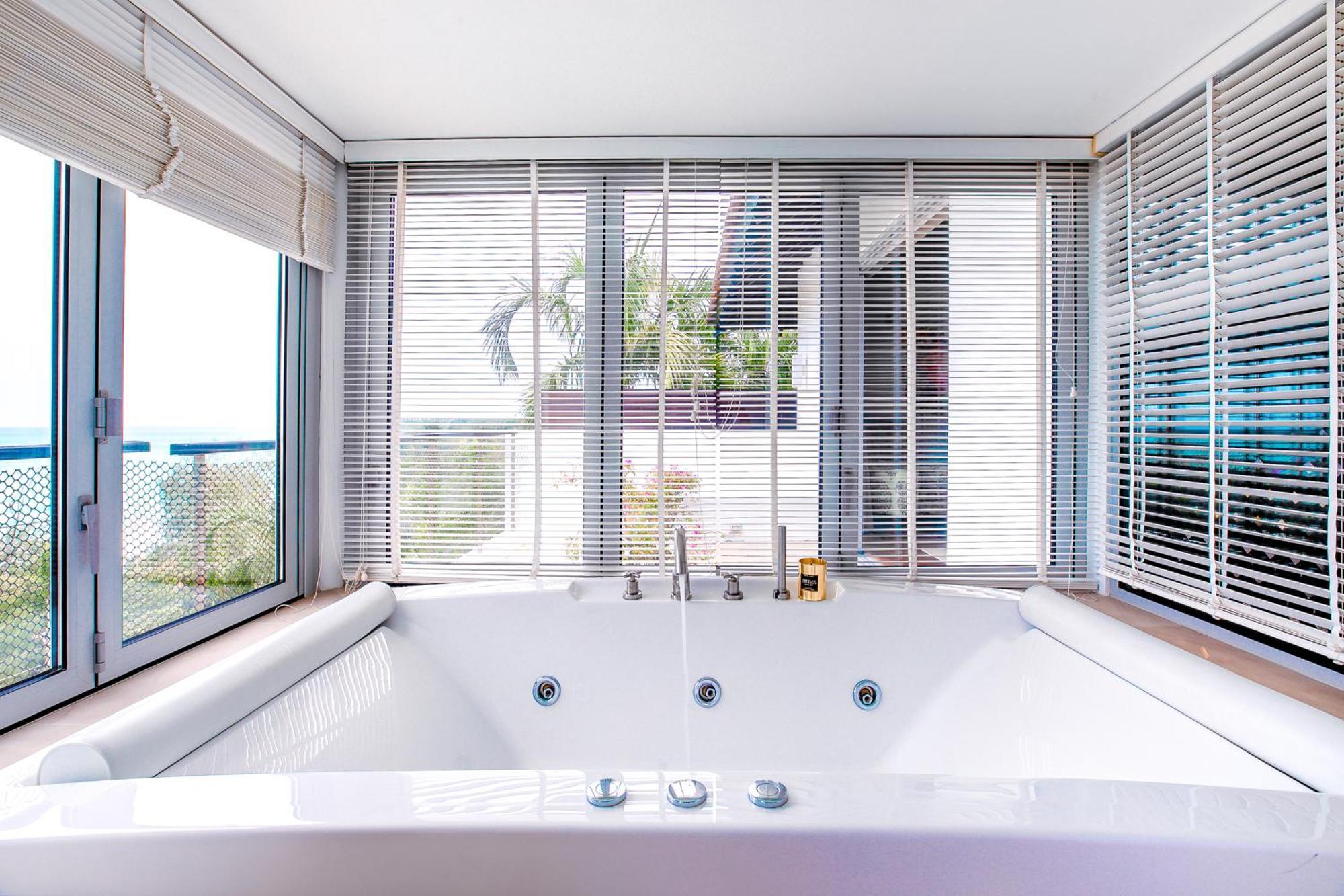 Villa Heights Surin Beach (Phuket)