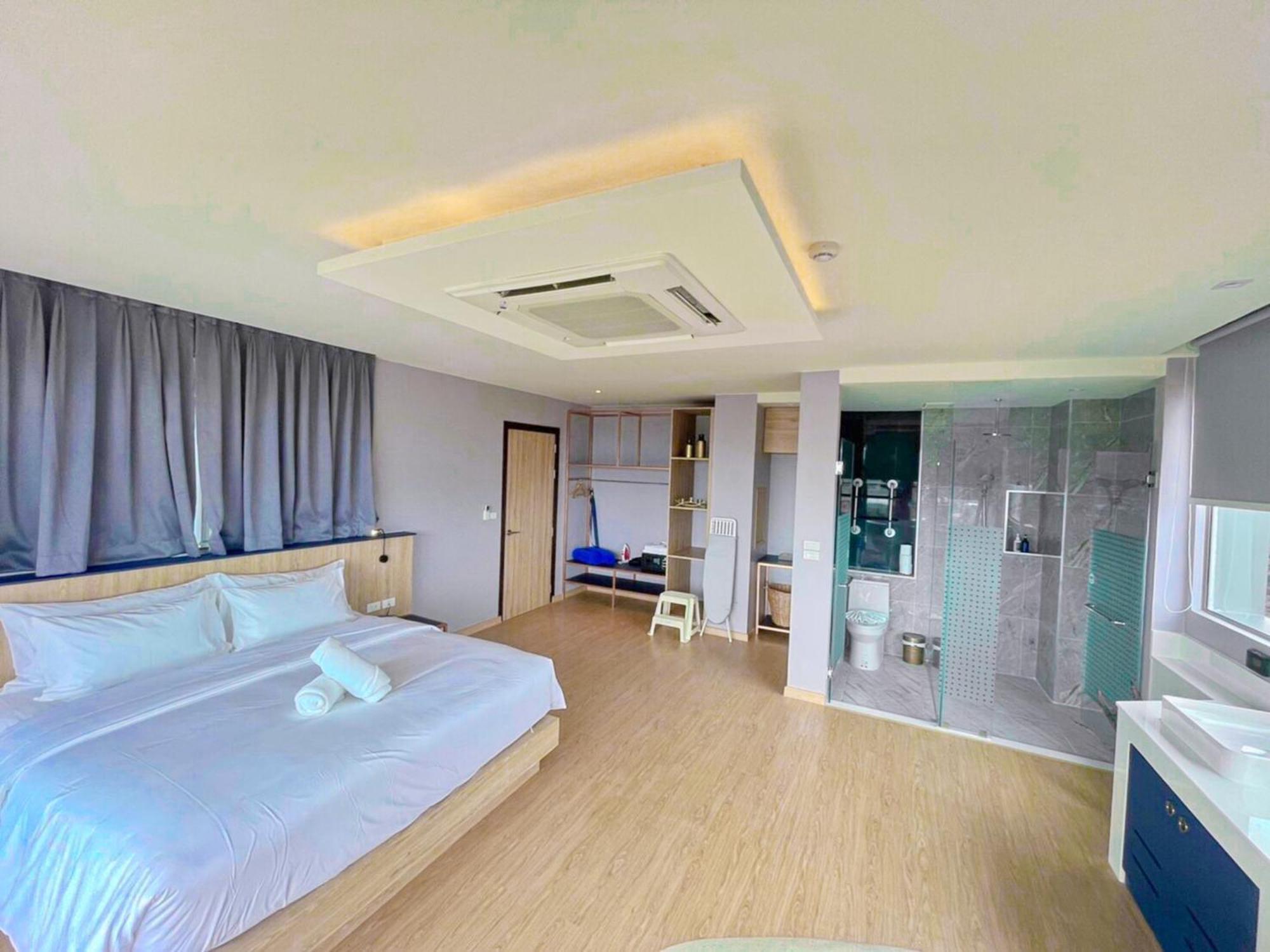Hotel The Blue 3*