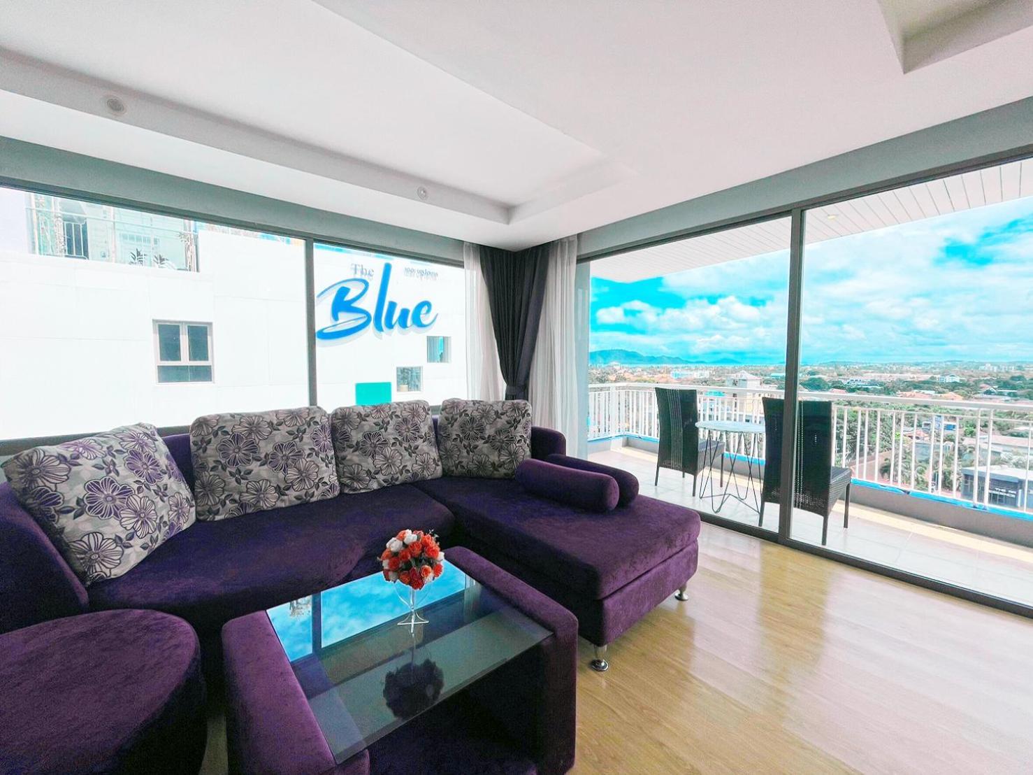 The Blue Hotel Chalong