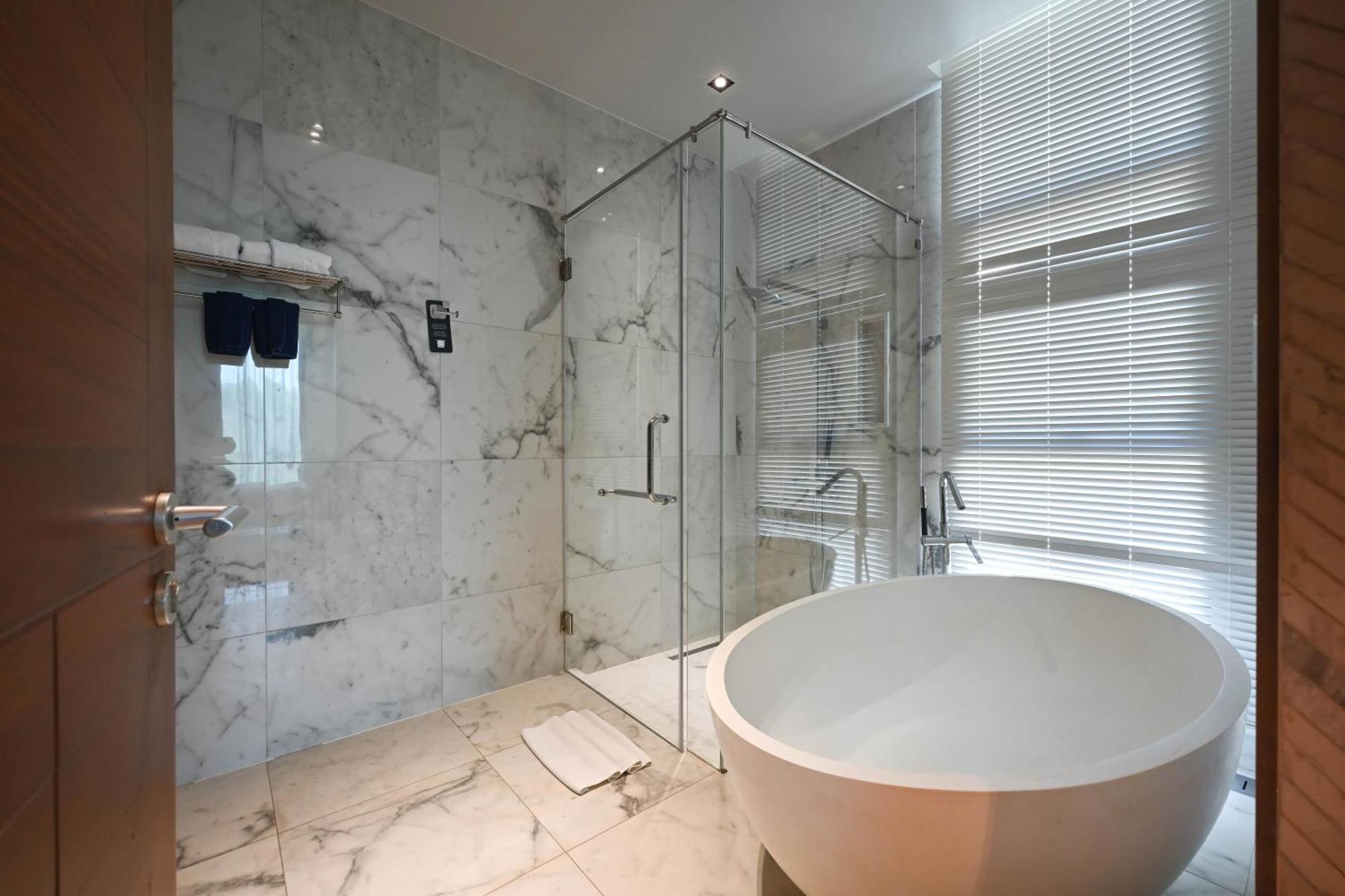 Hotel Glam Habitat - Sha Extra Kamala Beach