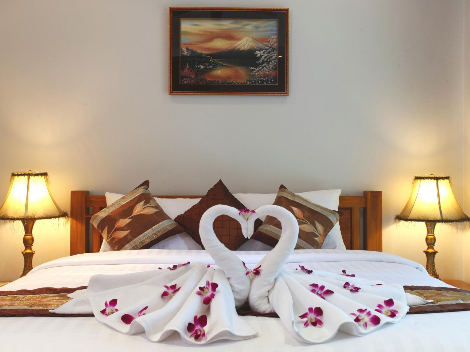 Sea View 5*