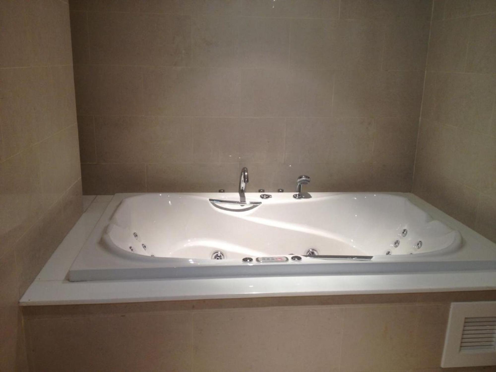 Aparthotel The Privilege Patong