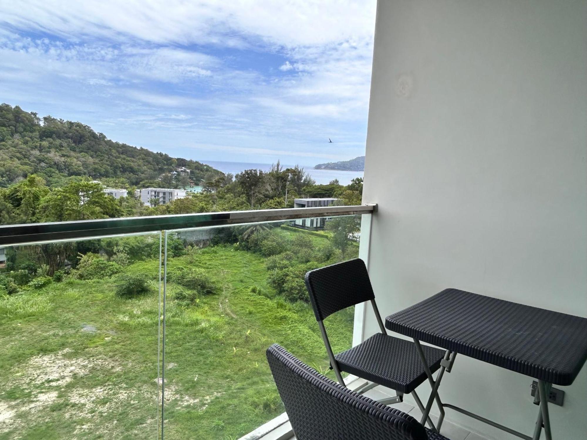 The Viva High Apartment *