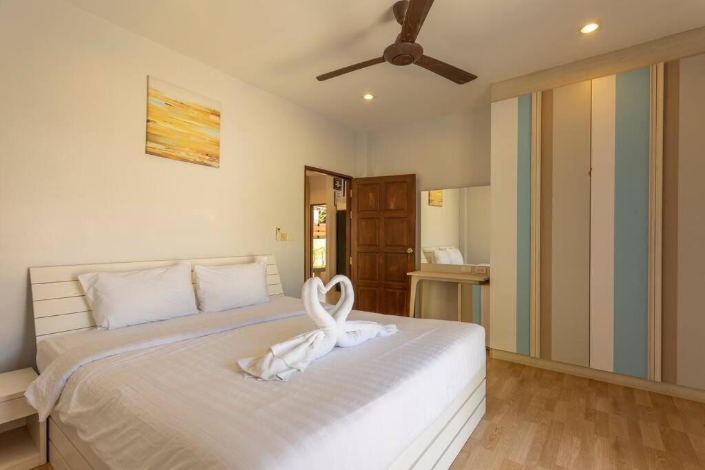 Sunny Pool Rawai, Close To Amenities #v87 Villa Phuket