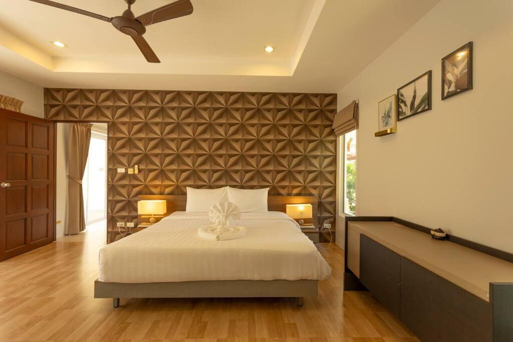 Sunny Pool Rawai, Close To Amenities #v87 Villa *