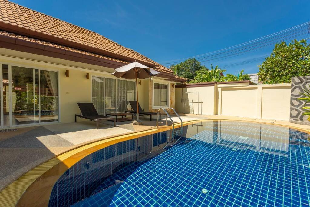 Sunny Pool Rawai, Close To Amenities #v87 Villa