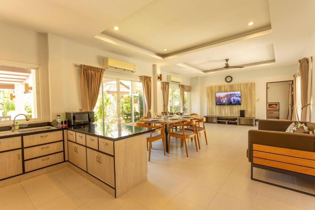 Sunny Pool Rawai, Close To Amenities #v87