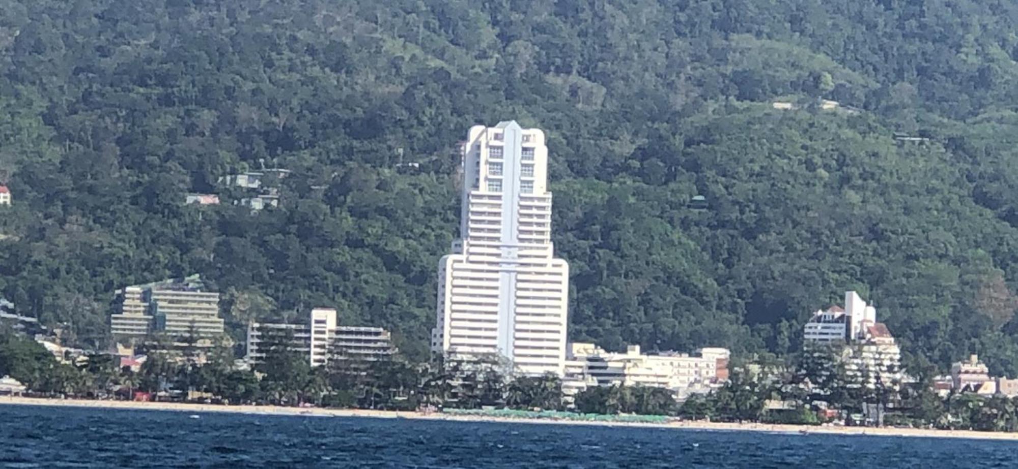 Tower 2bedroom 2 Bathrooms, Corner View Apartment Patong