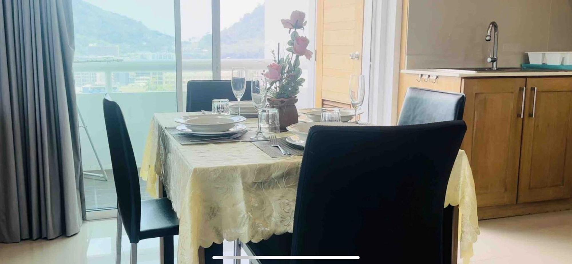 Tower 2bedroom 2 Bathrooms, Corner View *