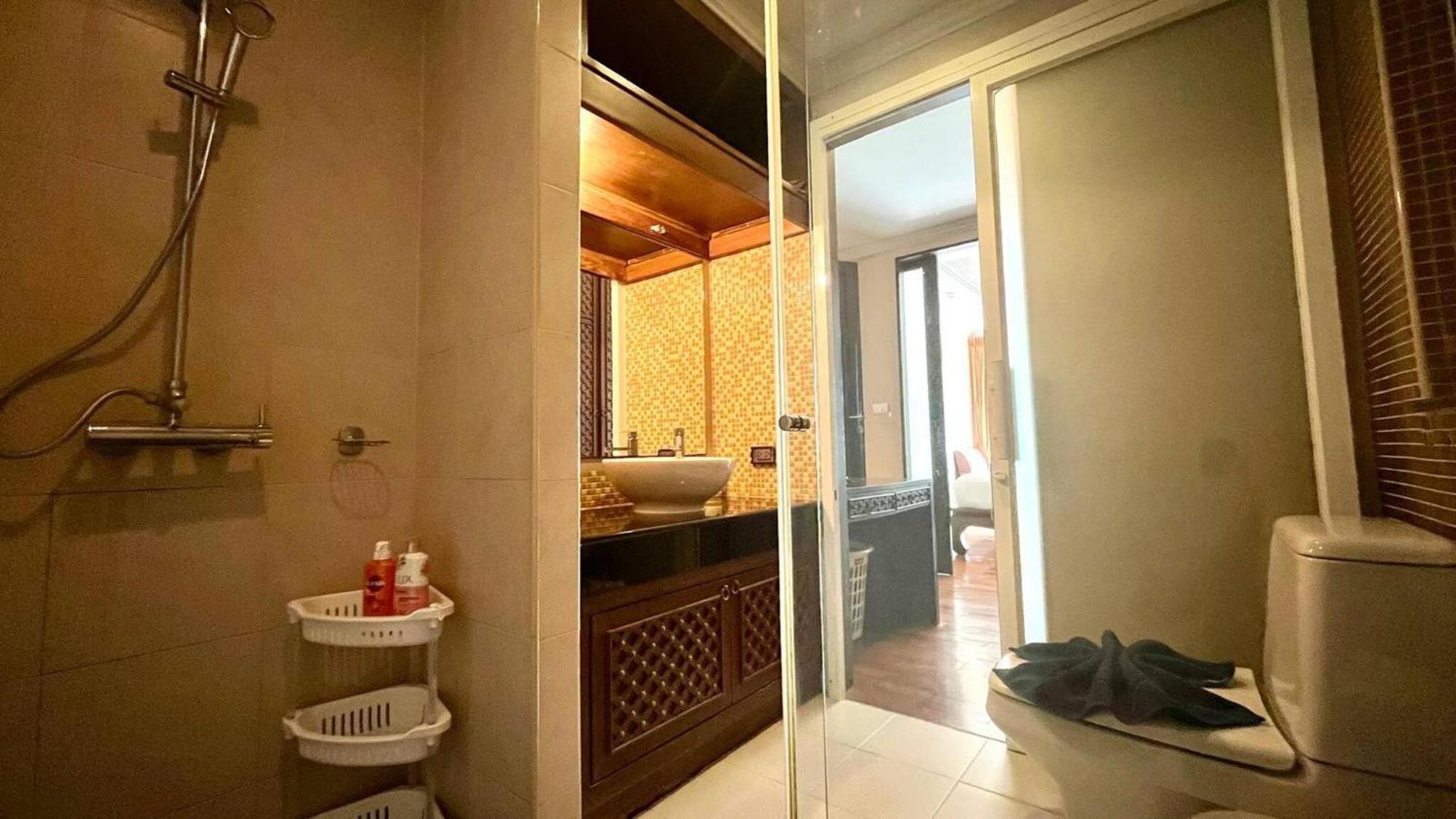 626 Large 1 Br1bath 1 Km Walking To Apartment Patong