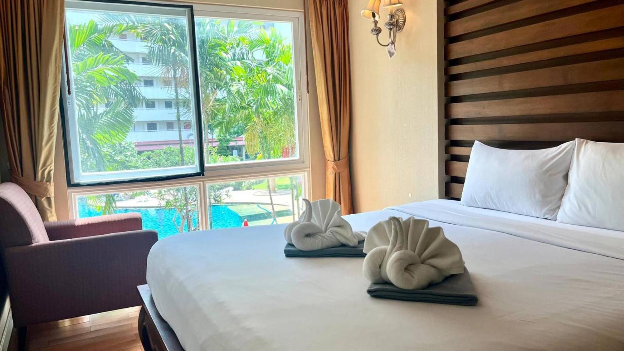 626 Large 1 Br1bath 1 Km Walking To Patong