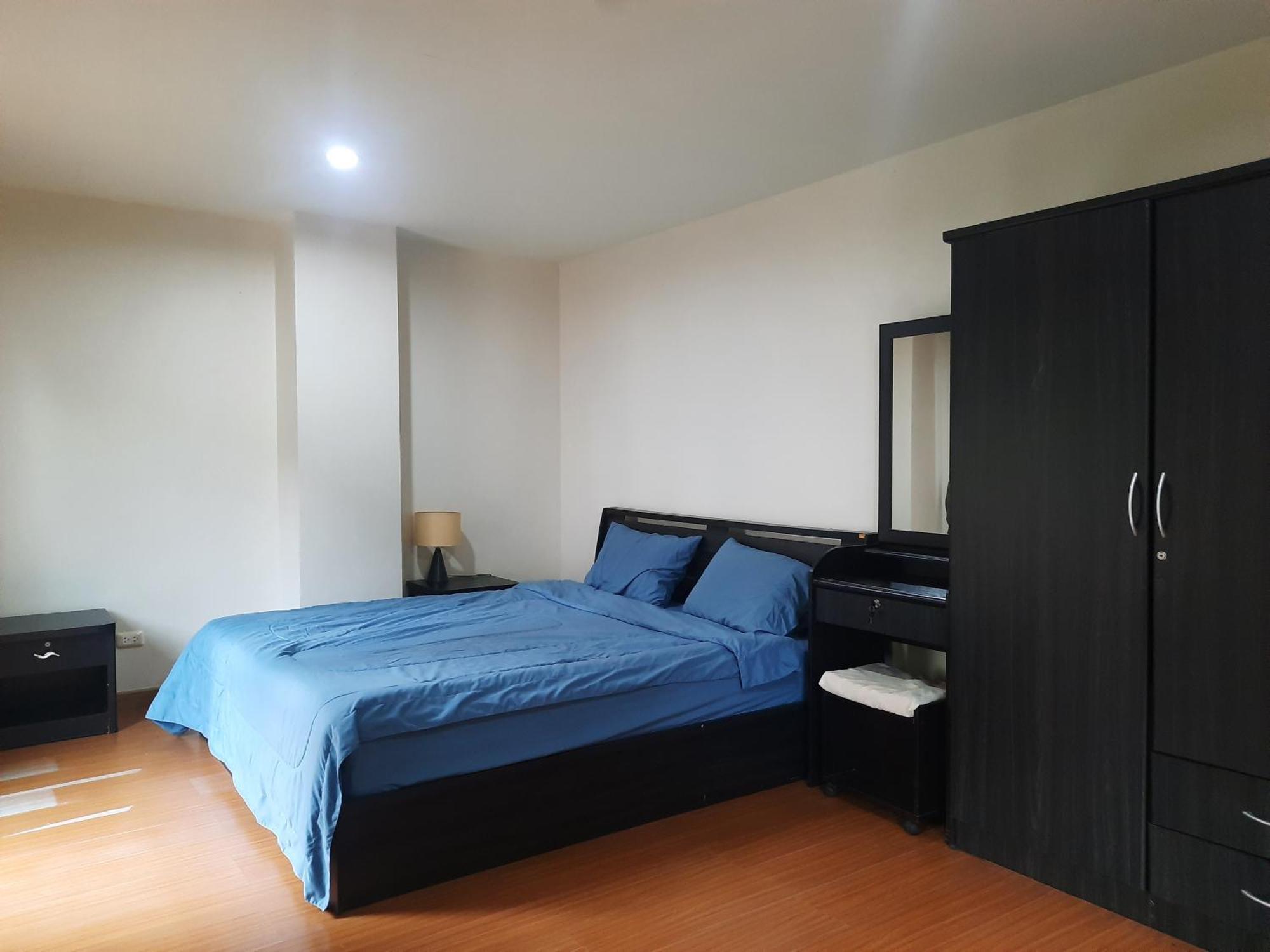 Apartment By Deluk