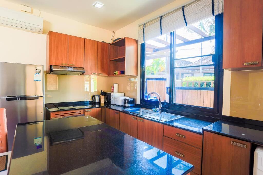 2 Bedroom Pool 250m To Rawai A5 Villa Phuket