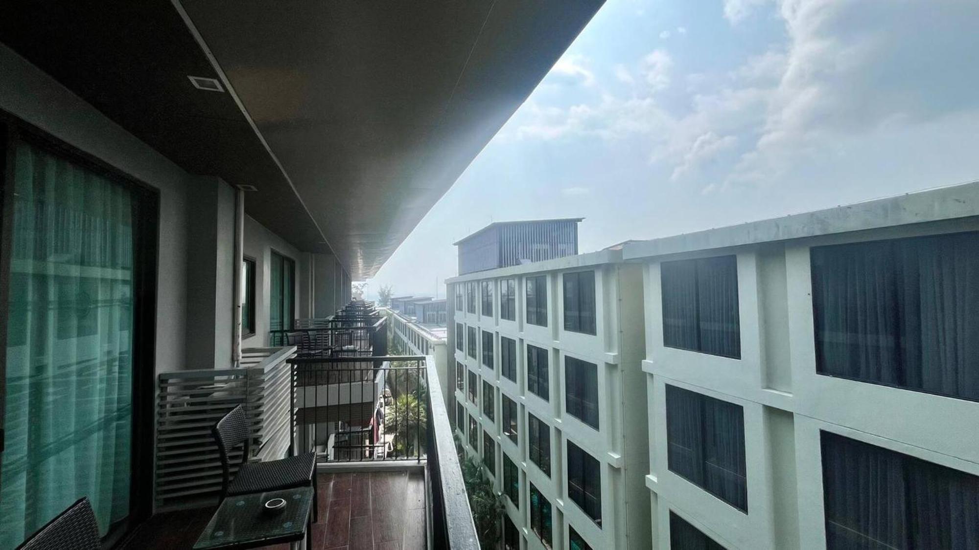 4605-5-star Seaview 30m To Patong