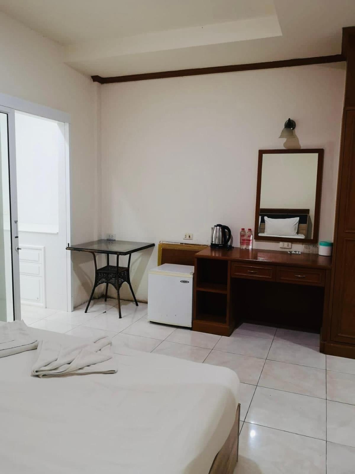 Phuket Hotel 3*
