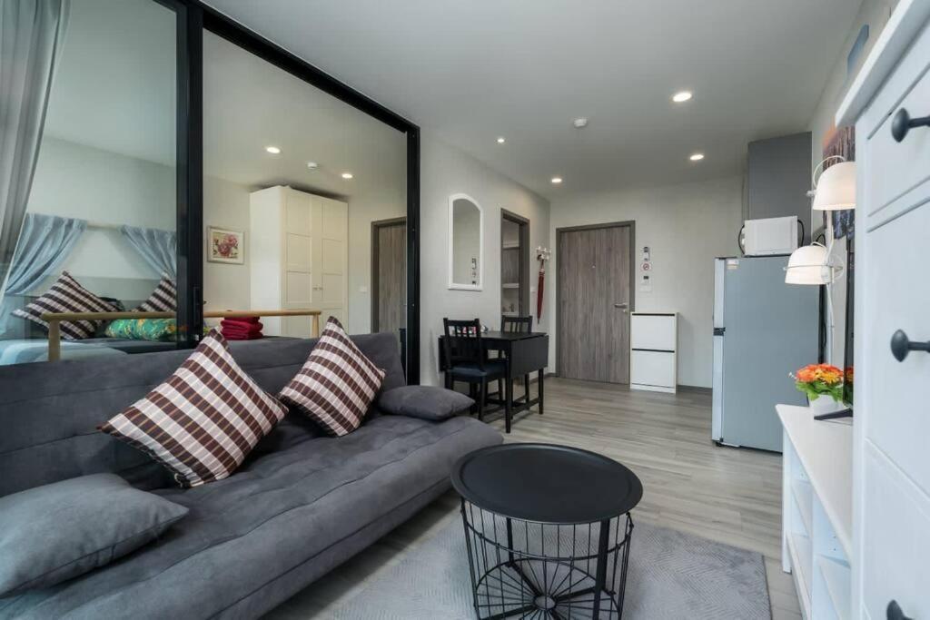 A1 The Title Nayang стильная Apartment Nai Yang