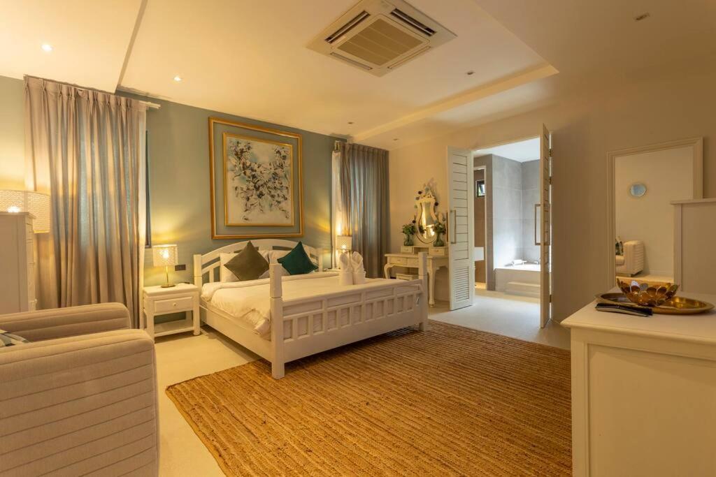 Brand New, Designer Furnishing, Hot Tub, Gym, Pool V98 Ban Saiyuan