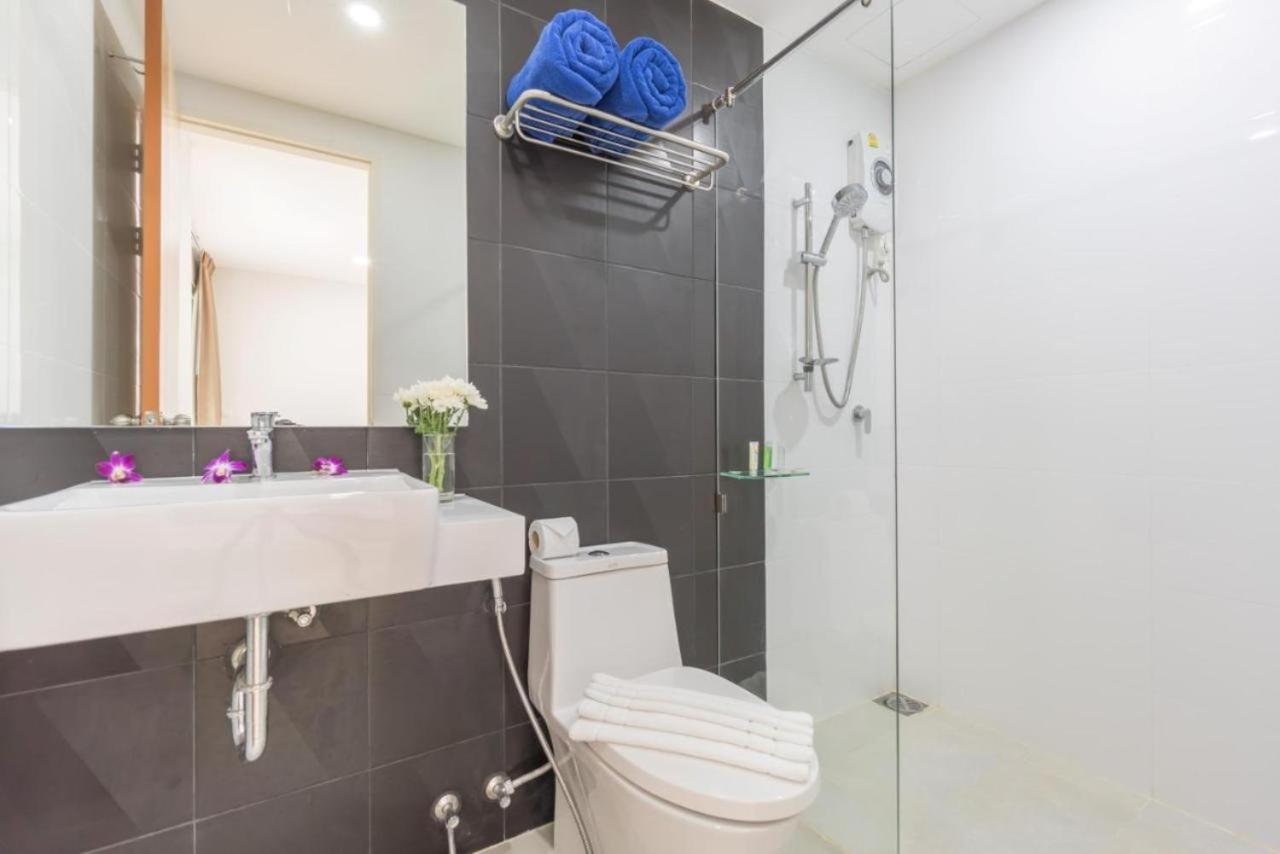 Ozone Phuket & Wellness * Strand Kata