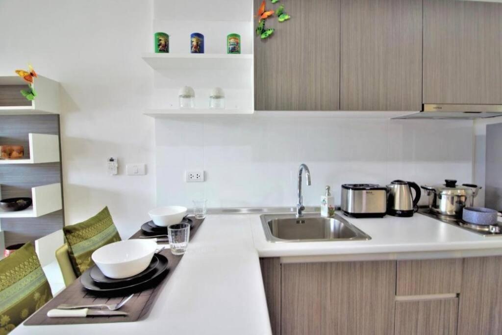 Ozone W Kitchen Near Apartment Kata Beach (Phuket)