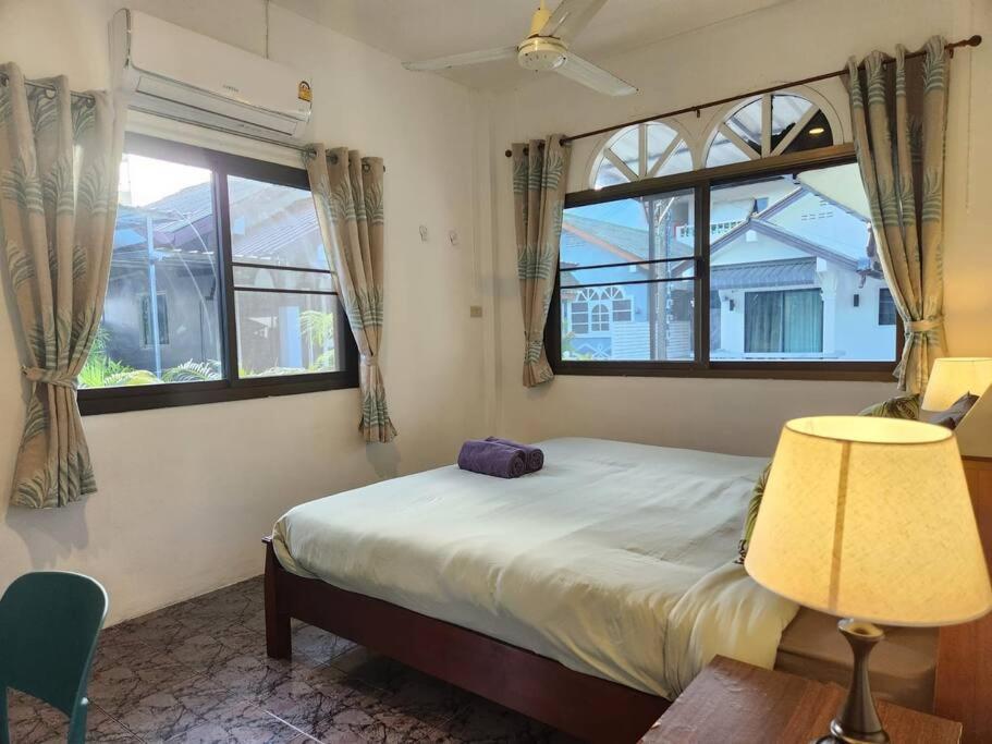Holiday home Karon Beach Holiday Home