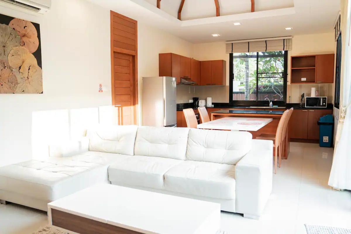 拉威海滩豪华泳池别墅 Pool Villa *