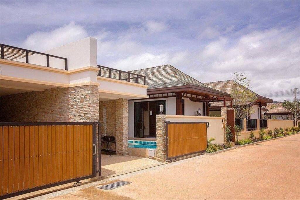 拉威海滩豪华泳池别墅 Pool Rawai