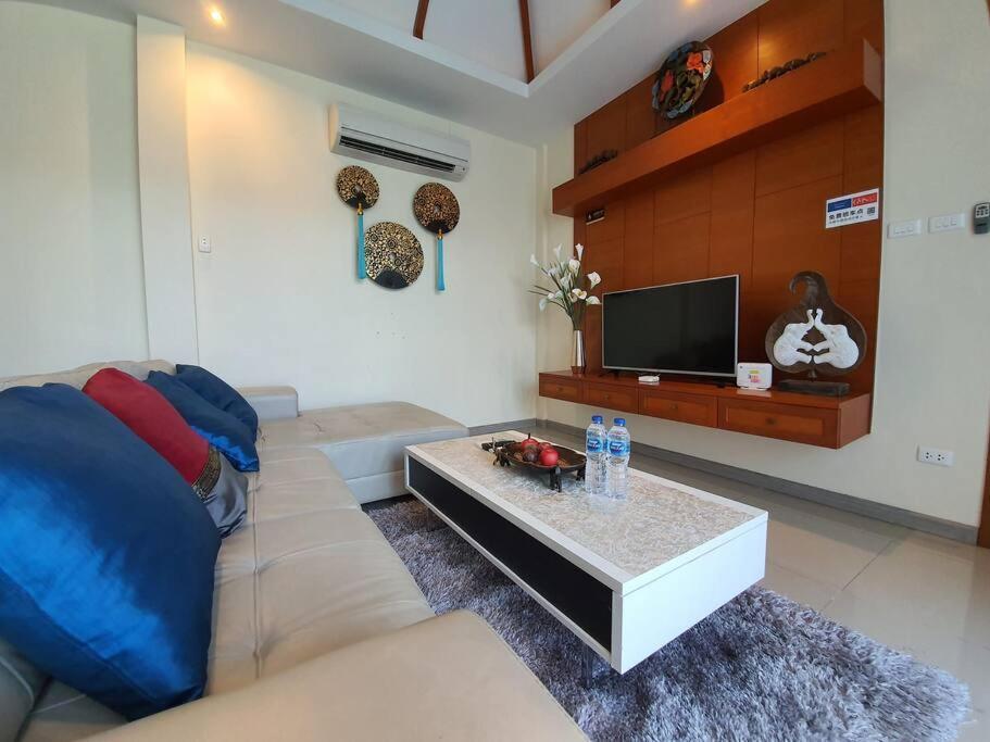 Villa 拉威海滩豪华泳池别墅 Pool