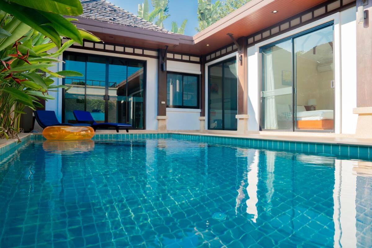 拉威海滩豪华泳池别墅 Pool Villa *