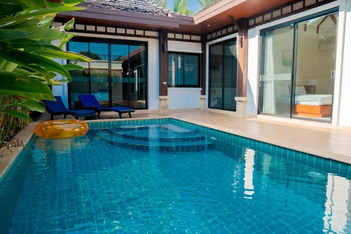 拉威海滩豪华泳池别墅 Pool