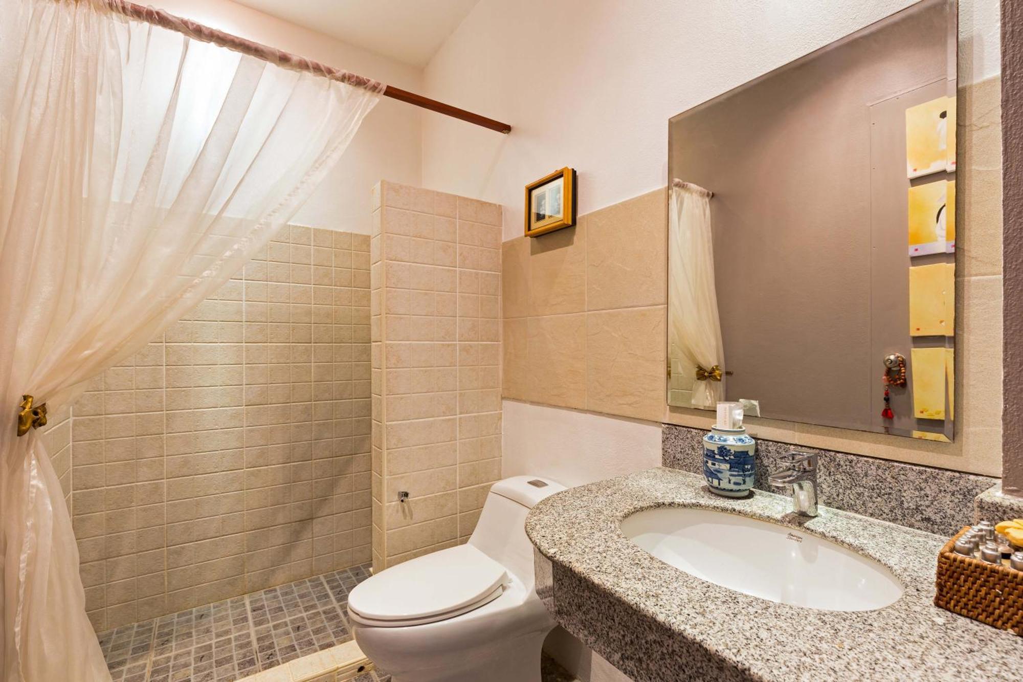 3br Boutique Pool In Rawai, Danny Villa Ban Saiyuan