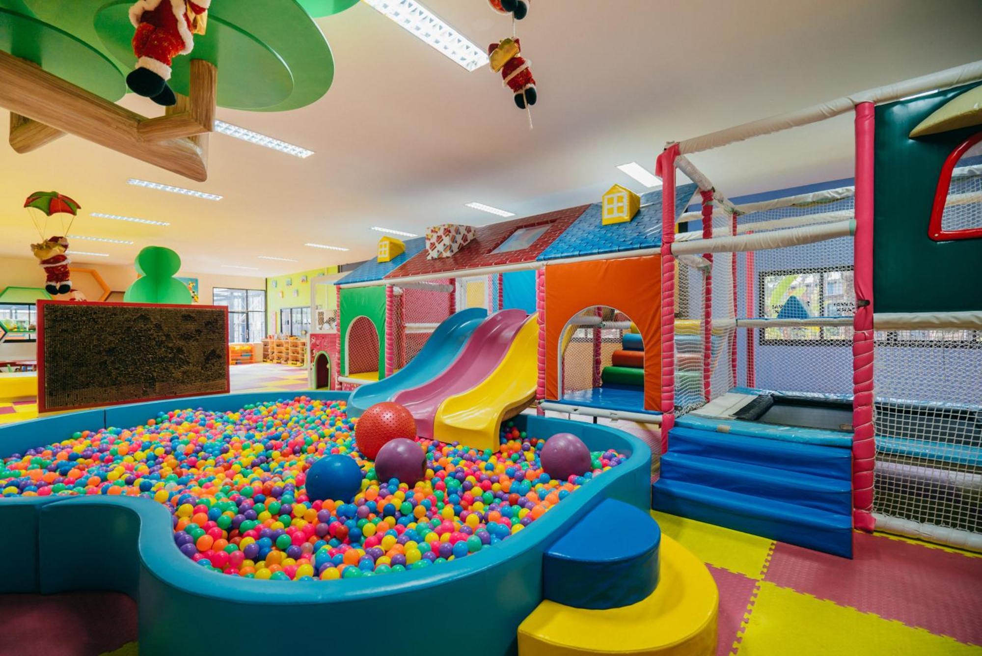 Rawayana West & Kids Park Tempat peranginan Rawai