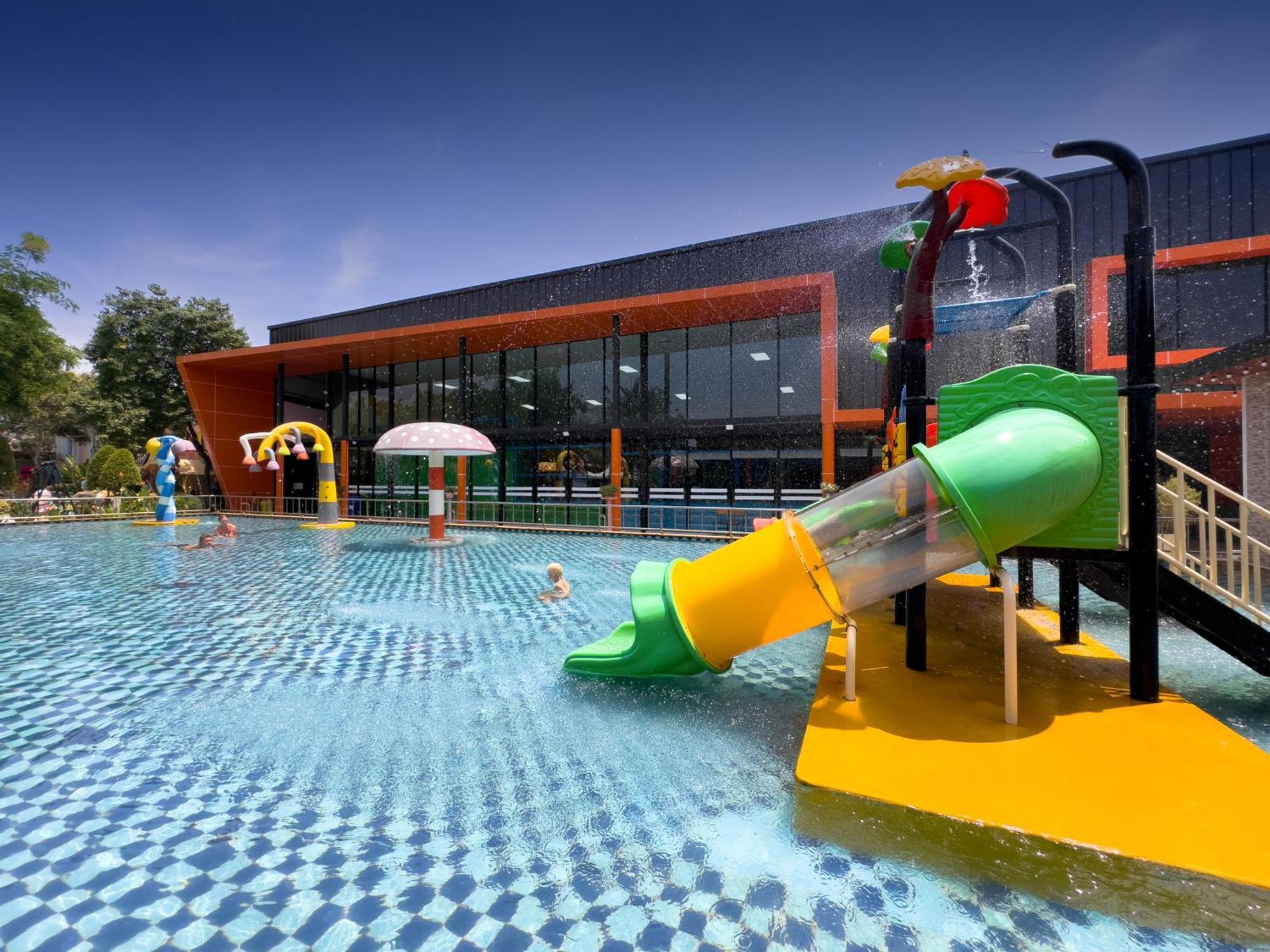 Rawayana West Villas & Kids Park Resort