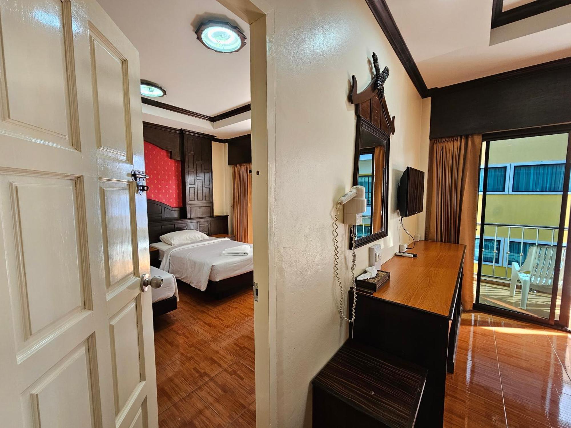 Nanai 2 Phuket 3*