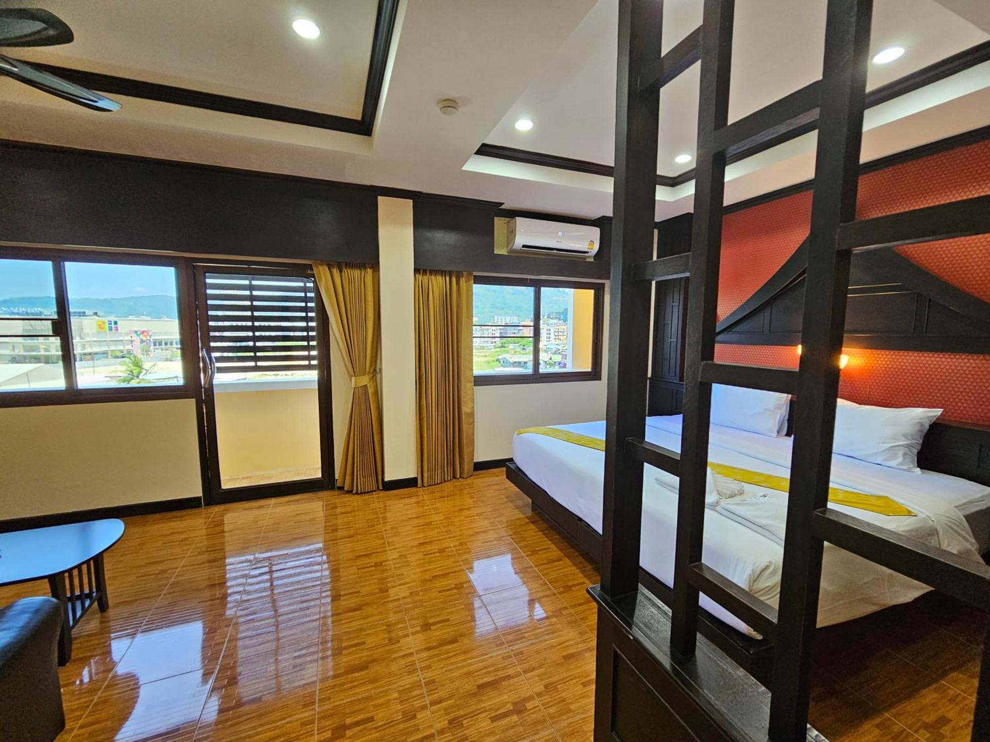 Nanai 2 Phuket Hotel 3*