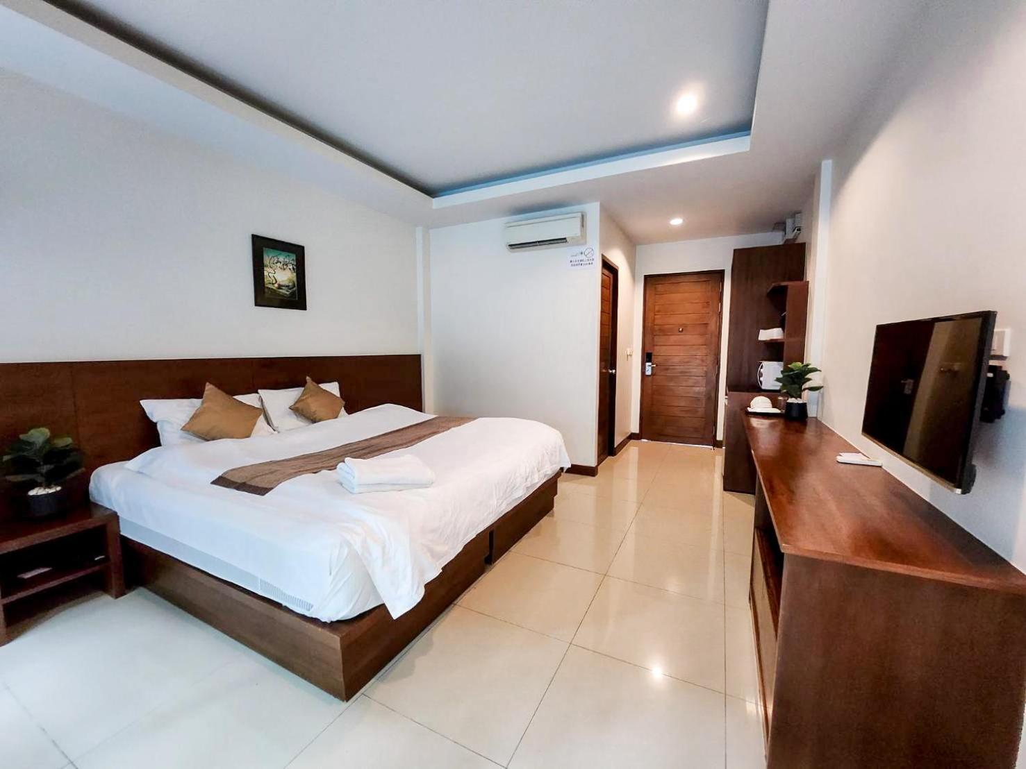 Diana Pool Access Phuket Hotel