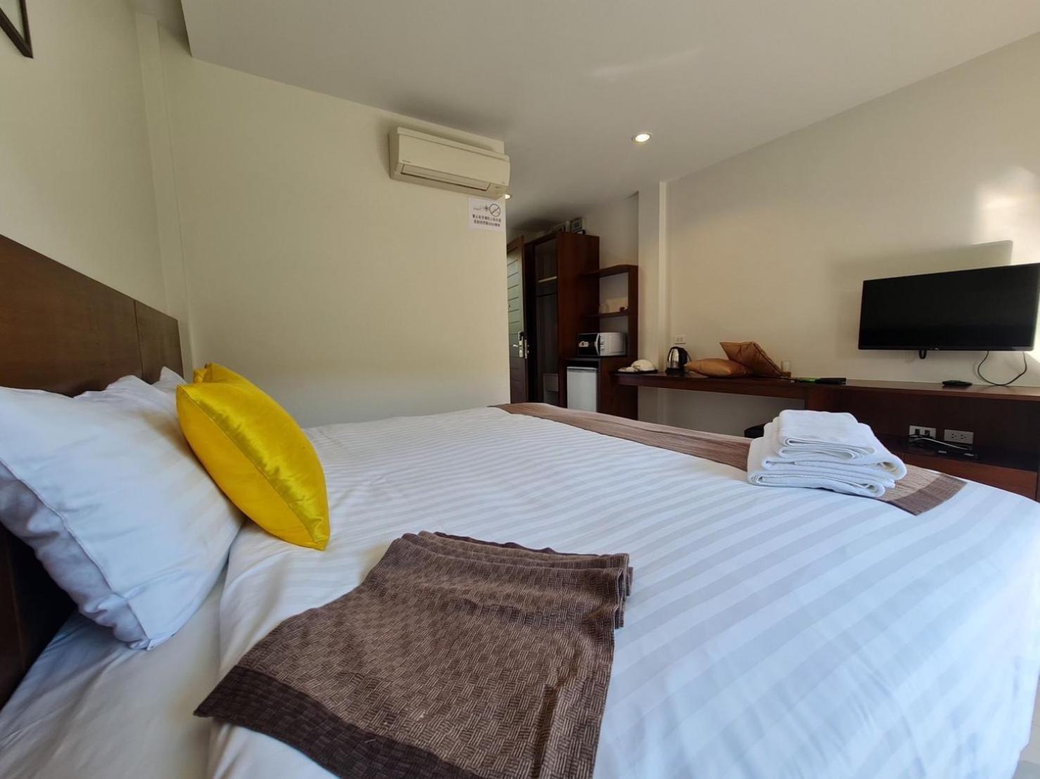 Diana Pool Access Phuket Hotel