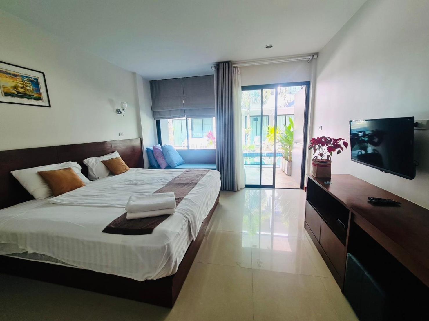 Hotel Diana Pool Access Phuket 4*