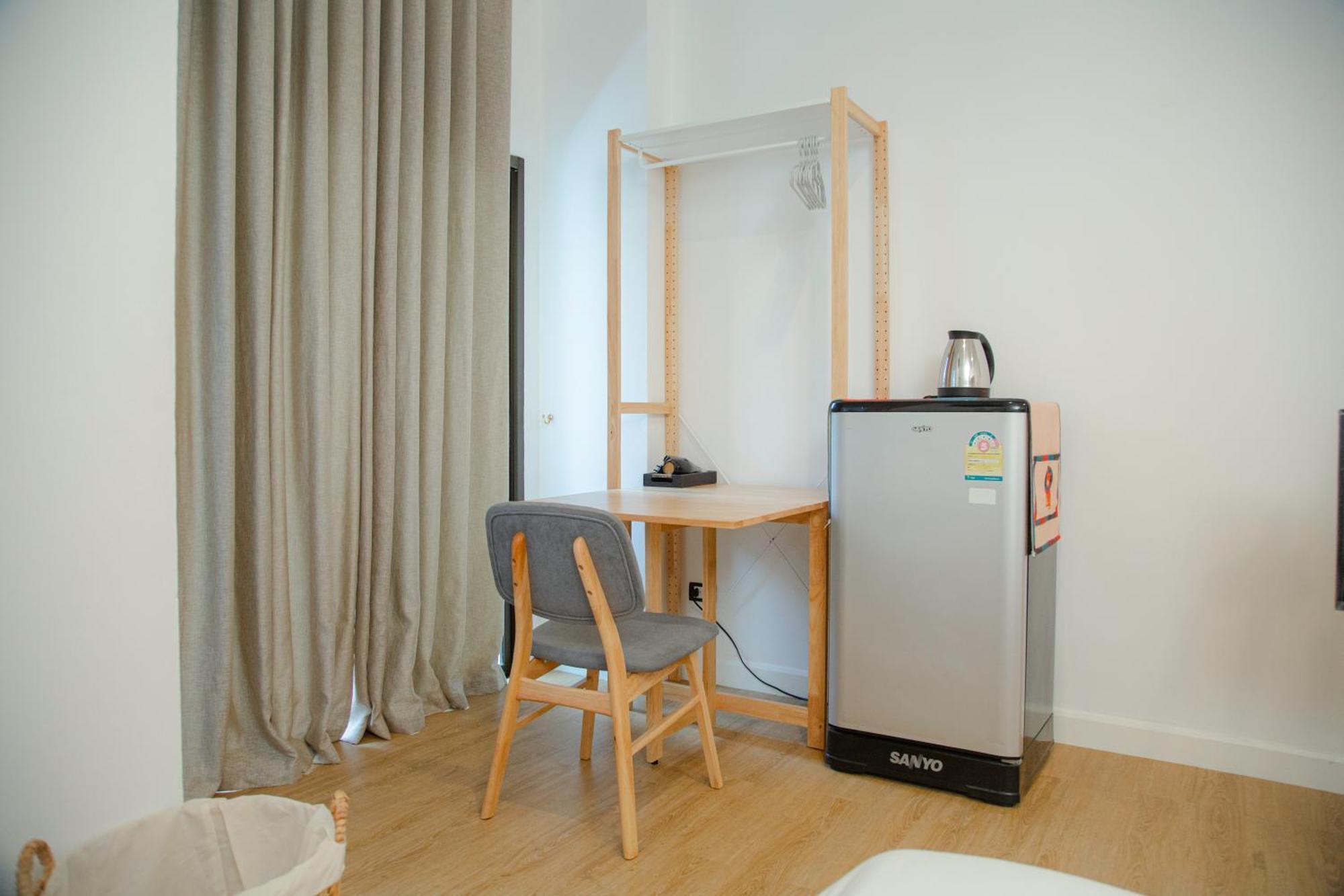 Hostel Roomquest Phuket Patong