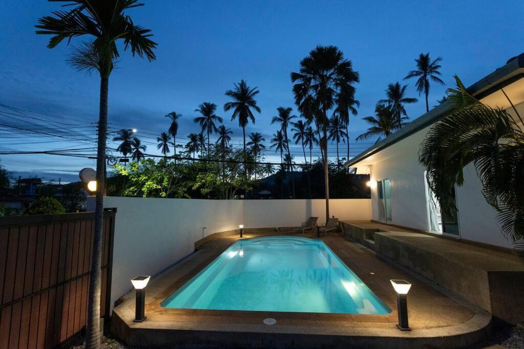 Separate Walking Distance Shops Gym Food V103 Holiday home Rawai