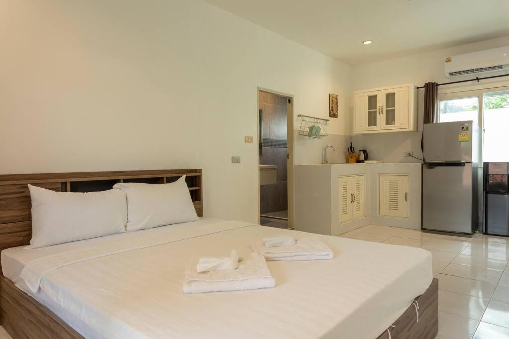 Holiday home Separate Walking Distance Shops Gym Food V103