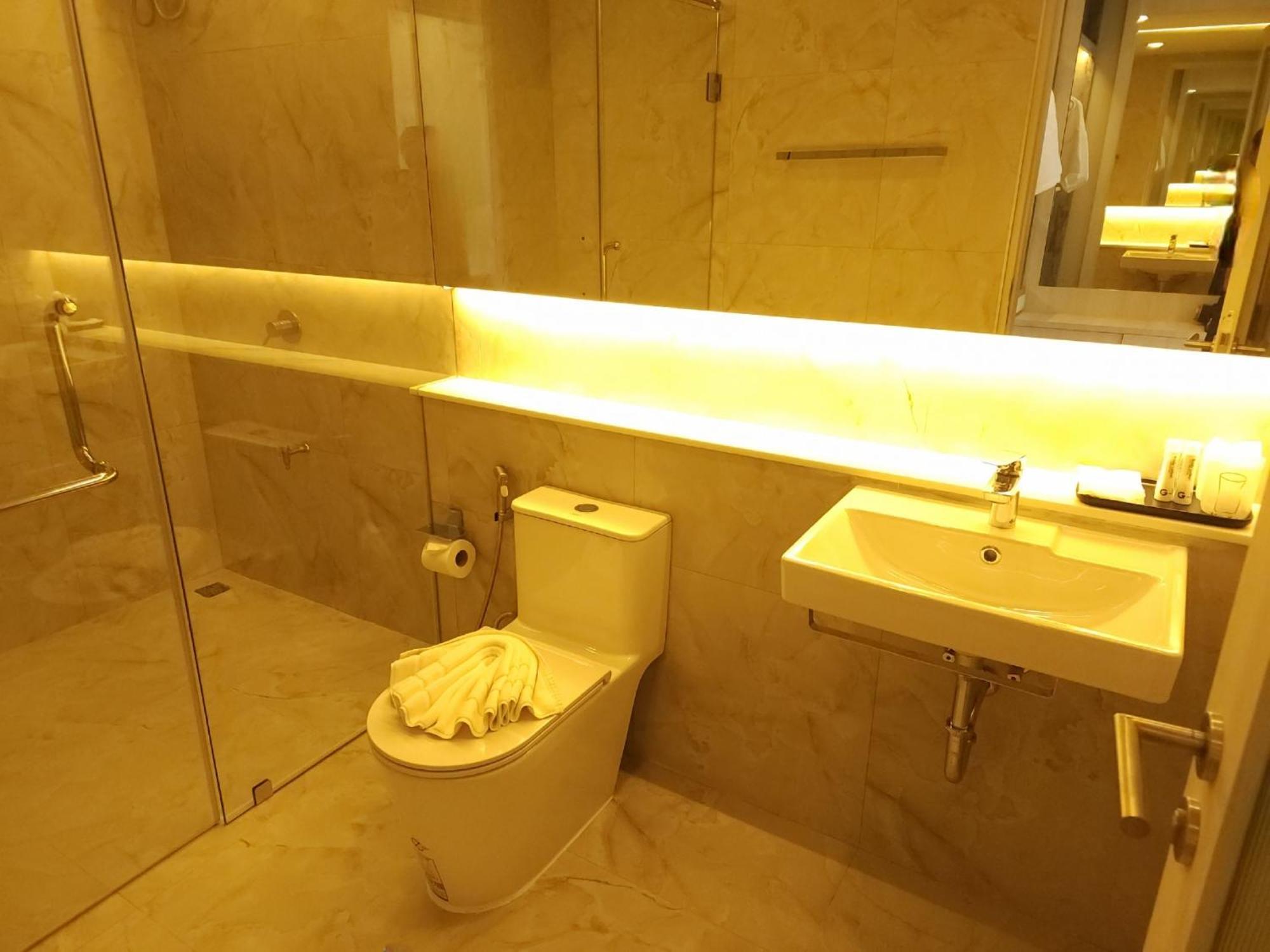 Aparthotel Regent Phuket Condotel