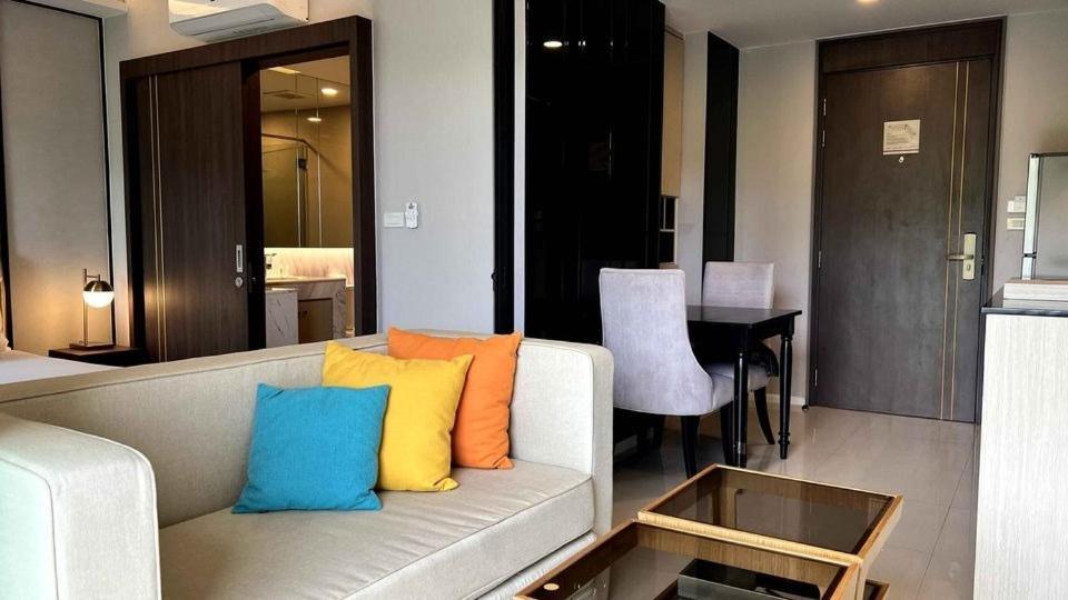 Panora Surin Mountain View By Eie.assia Apartment