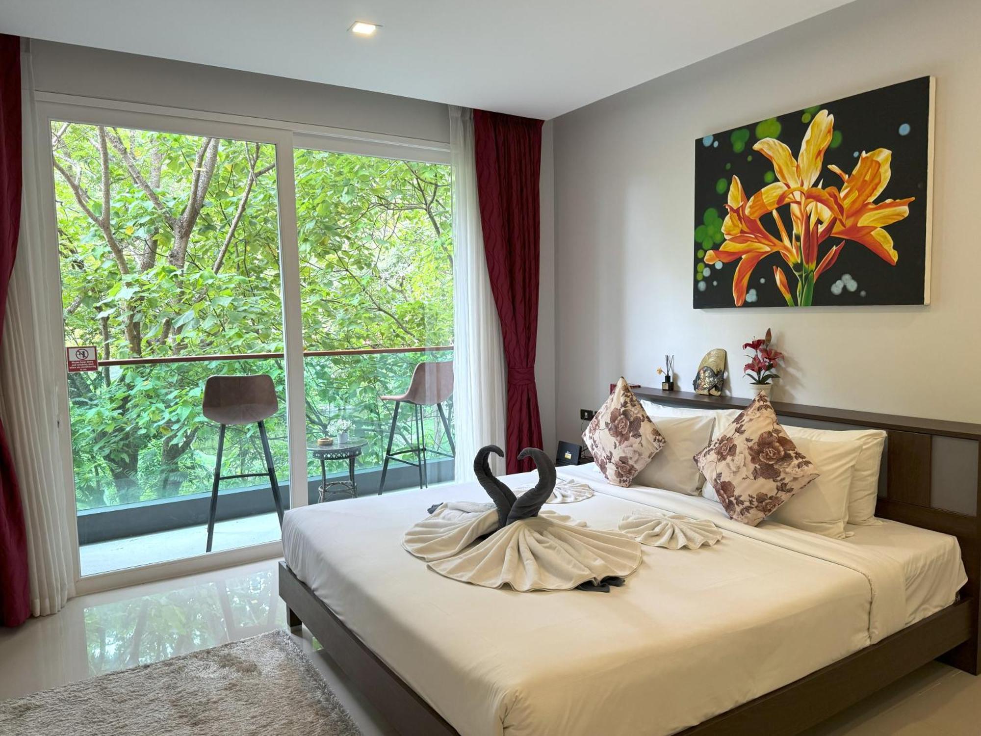 Apartment Private At Emerald Terrace