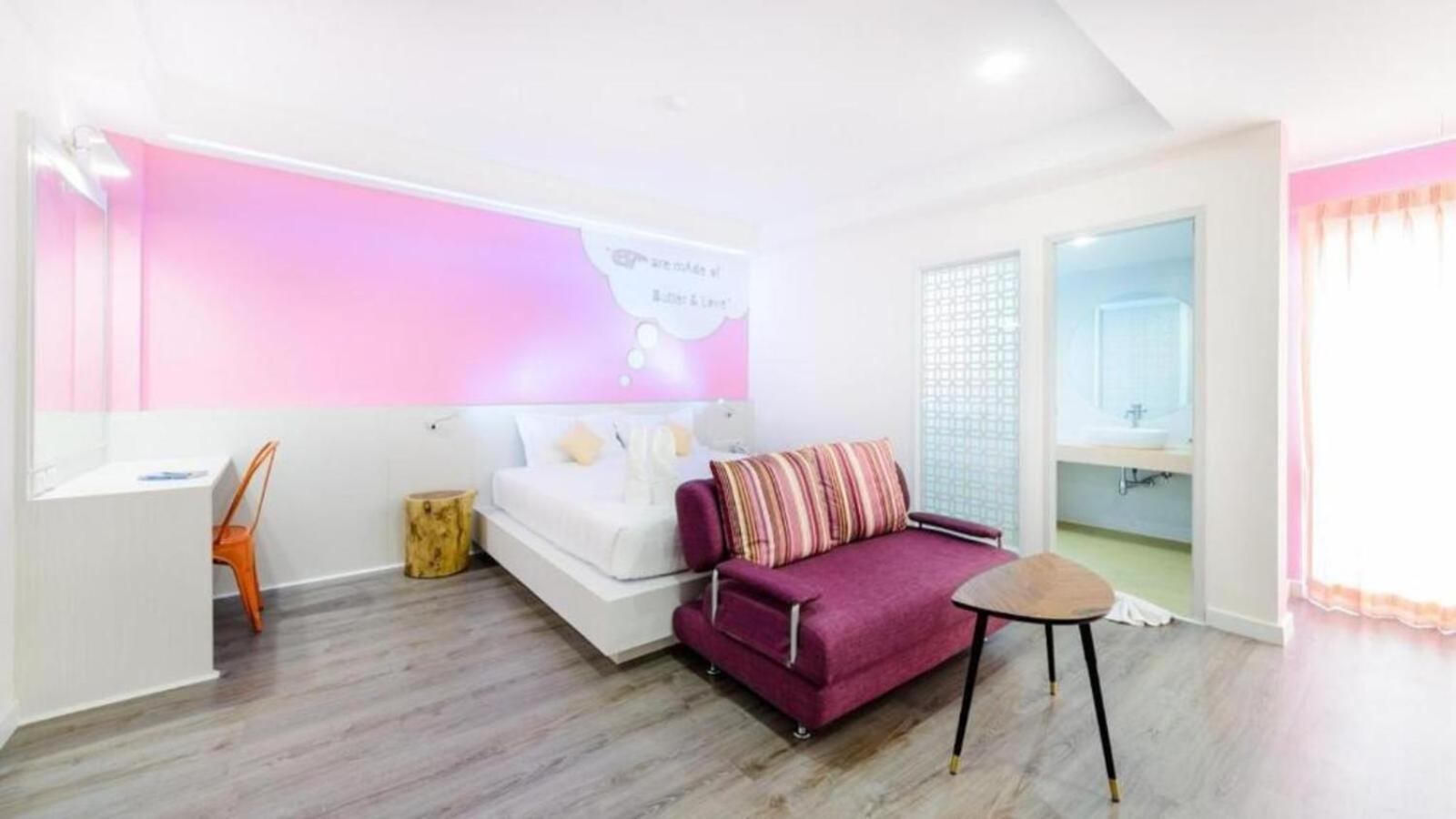 The Tint At Town - Sha Hotel