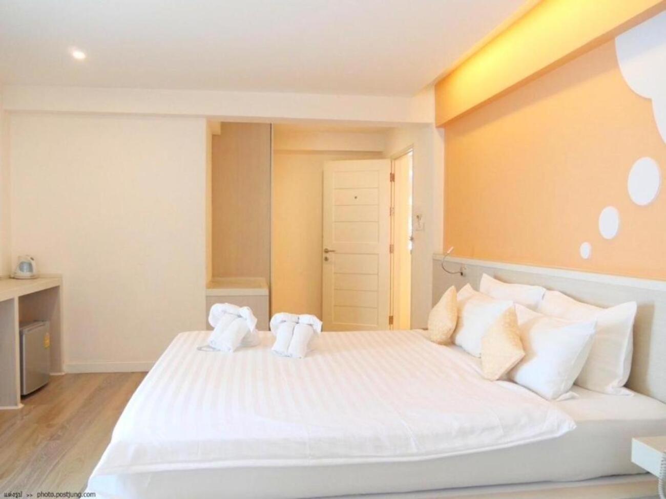 The Tint At Town - Sha Hotel