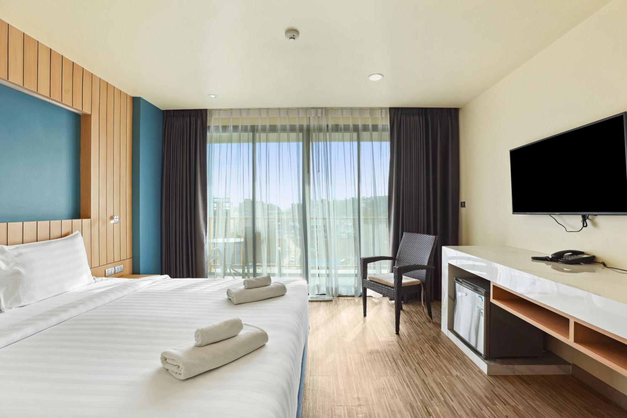Dome 4* Kata Beach (Phuket)