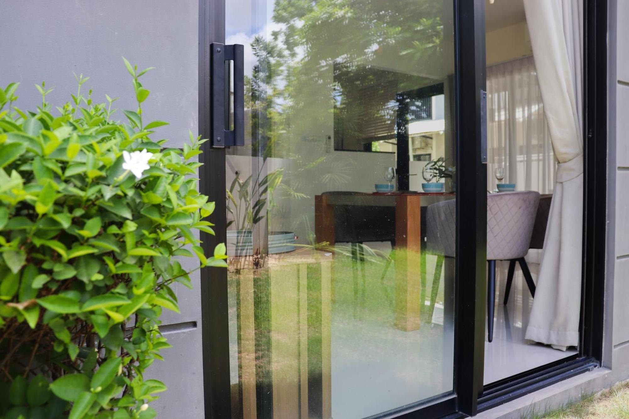 Big Garden Townhouse Laguna Park * Phuket